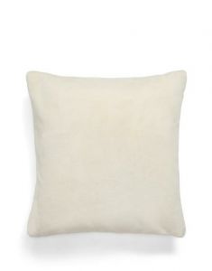 ESSENZA Furry Vanilla Cushion square 50 x 50